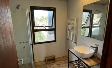 Casa en alquiler en Los Acantilados