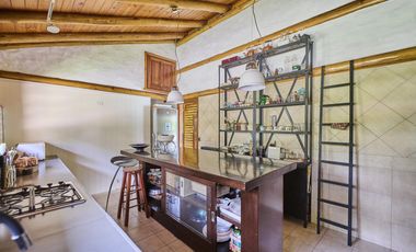 Venta Casa espectacular en Bello Horizonte-Tigre-3 dormitorios-pileta