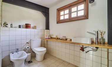 Venta Casa espectacular en Bello Horizonte-Tigre-3 dormitorios-pileta