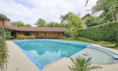 Venta Casa espectacular en Bello Horizonte-Tigre-3 dormitorios-pileta