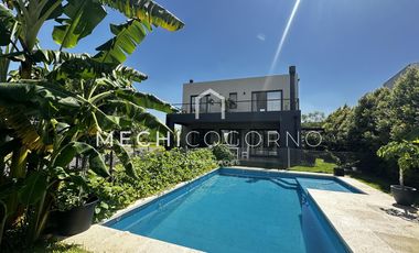 Casa 4 dormitorios en Castaños, Nordelta