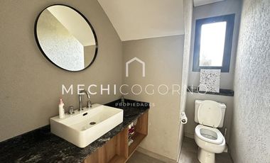 Casa 4 dormitorios en Castaños, Nordelta