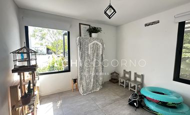 Casa 4 dormitorios en Castaños, Nordelta