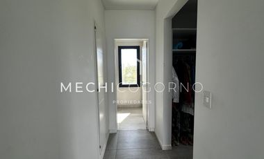 Casa 4 dormitorios en Castaños, Nordelta