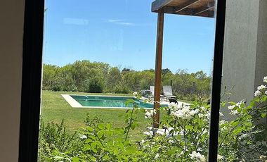 Casa en Alquiler Temporal, en el Barrio Los Robles, Haras Santa Maria, Escobar, G.B.A Norte