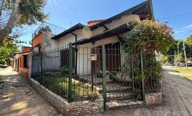 Venta Casa  3 ambientes a Reciclar en Olivos