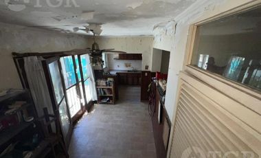 Venta Casa  3 ambientes a Reciclar en Olivos