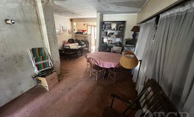 Venta Casa  3 ambientes a Reciclar en Olivos