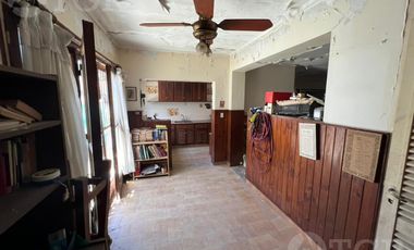 Venta Casa  3 ambientes a Reciclar en Olivos