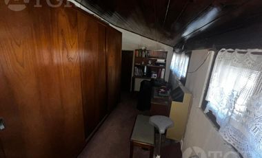 Venta Casa  3 ambientes a Reciclar en Olivos