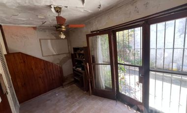 Venta Casa  3 ambientes a Reciclar en Olivos