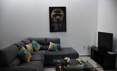 Casa en renta totalmente amueblada – Misión Residencial