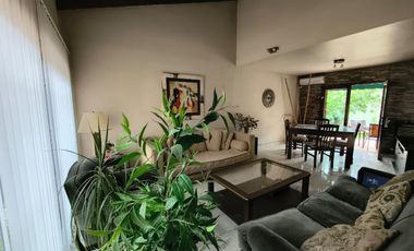 Alquiler Quinta Sección- Casa 3 dormitorios- Doble cochera