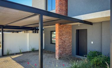 Alquiler Pampas de Manantiales de Dúplex Premium