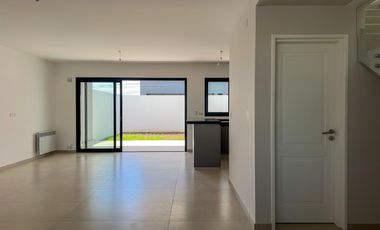 Alquiler Pampas de Manantiales de Dúplex Premium