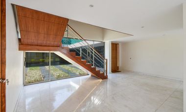 CASA EN VENTA EN LA COLONIA FLORIDA