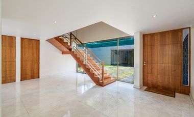 CASA EN VENTA EN LA COLONIA FLORIDA