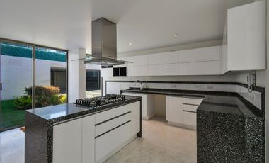 CASA EN VENTA EN LA COLONIA FLORIDA