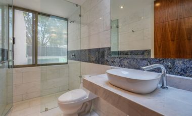 CASA EN VENTA EN LA COLONIA FLORIDA