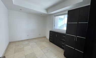 DEPARTAMENTO EN RENTA CON VISTA AL LAGO, JURIQUILLA QUERETARO
