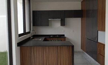 Casa en venta coto Manzanos capital norte. Con roof garden y 5 habitaciones!!