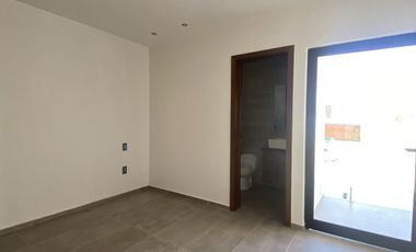 Oportunidad moderna Casa en Venta en Valle Imperial Zapopan. Coto Castaño
