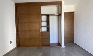 Oportunidad moderna Casa en Venta en Valle Imperial Zapopan. Coto Castaño