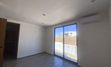 Hermosa casa en venta Capital Norte coto Galarza Zapopan junto a Valle Imperial