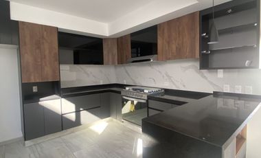 Hermosa casa en venta Capital Norte coto Galarza Zapopan junto a Valle Imperial