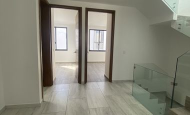 Hermosa casa en venta Capital Norte coto Galarza Zapopan junto a Valle Imperial