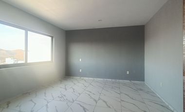 OPORTUNIDAD EN VENTA CASA LOS ALMENDROS RESIDENCIAL, CERCA A LAS CAÑADAS ZAPOPAN