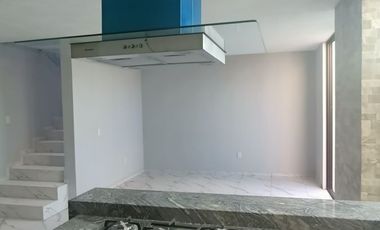 OPORTUNIDAD EN VENTA CASA LOS ALMENDROS RESIDENCIAL, CERCA A LAS CAÑADAS ZAPOPAN