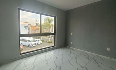 OPORTUNIDAD EN VENTA CASA LOS ALMENDROS RESIDENCIAL, CERCA A LAS CAÑADAS ZAPOPAN