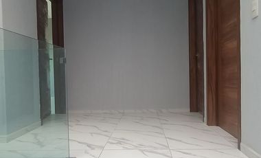 OPORTUNIDAD EN VENTA CASA LOS ALMENDROS RESIDENCIAL, CERCA A LAS CAÑADAS ZAPOPAN