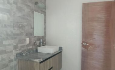 OPORTUNIDAD EN VENTA CASA LOS ALMENDROS RESIDENCIAL, CERCA A LAS CAÑADAS ZAPOPAN