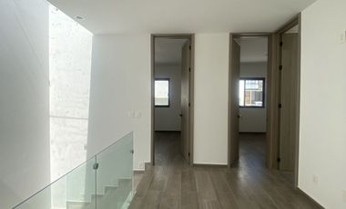 En venta casa Capital norte coto Alicante Zapopan junto a valle imperial