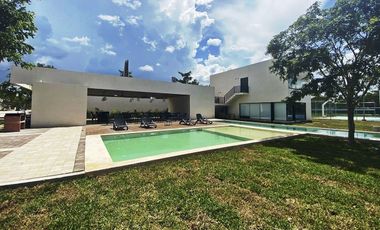 Lotes en venta en conkal privada zendera con amenidades