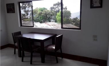 SE VENDE CASA EN EL 12 DE OCTUBRE, MEDELLIN