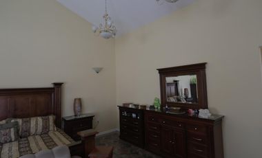 Exclusiva residencia de lujo en  San Miguel Zinacantepec 5 recámaras