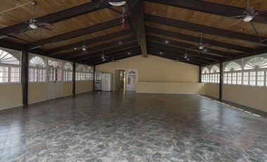 Exclusiva residencia de lujo en  San Miguel Zinacantepec 5 recámaras
