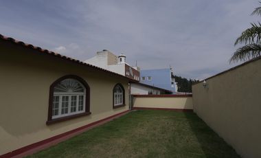 Exclusiva residencia de lujo en  San Miguel Zinacantepec 5 recámaras