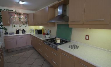 Exclusiva residencia de lujo en  San Miguel Zinacantepec 5 recámaras