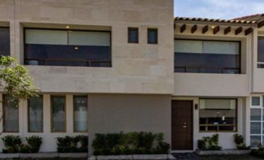 RENTA DE CASA EN RESIDENCIAL LOMAS VIRREYES CALIMAYA