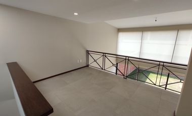 RENTA DE CASA EN RESIDENCIAL LOMAS VIRREYES CALIMAYA