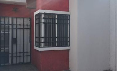 Casa renta 1 piso 2 cuartos en privada Rancho San Pedro Queretaro