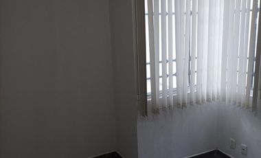 Casa renta 1 piso 2 cuartos en privada cerca Ciudad del Sol Queretaro