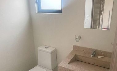 Jardines de Versalles casa en renta