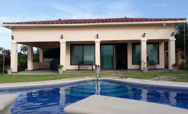 EN VENTA CASA DE PLAYA EN SANCARLOS HACIENDA PACIFICA - MM