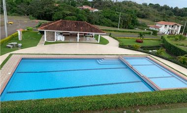 SAN CARLOS / EL VALLE VILLAGE / 1600M / AREA SOCIAL / PISCINA / AG