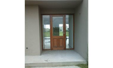 CASA COMPLEJO VILLANUEVA - BARRIO CERRADO SAN FRANCISCO